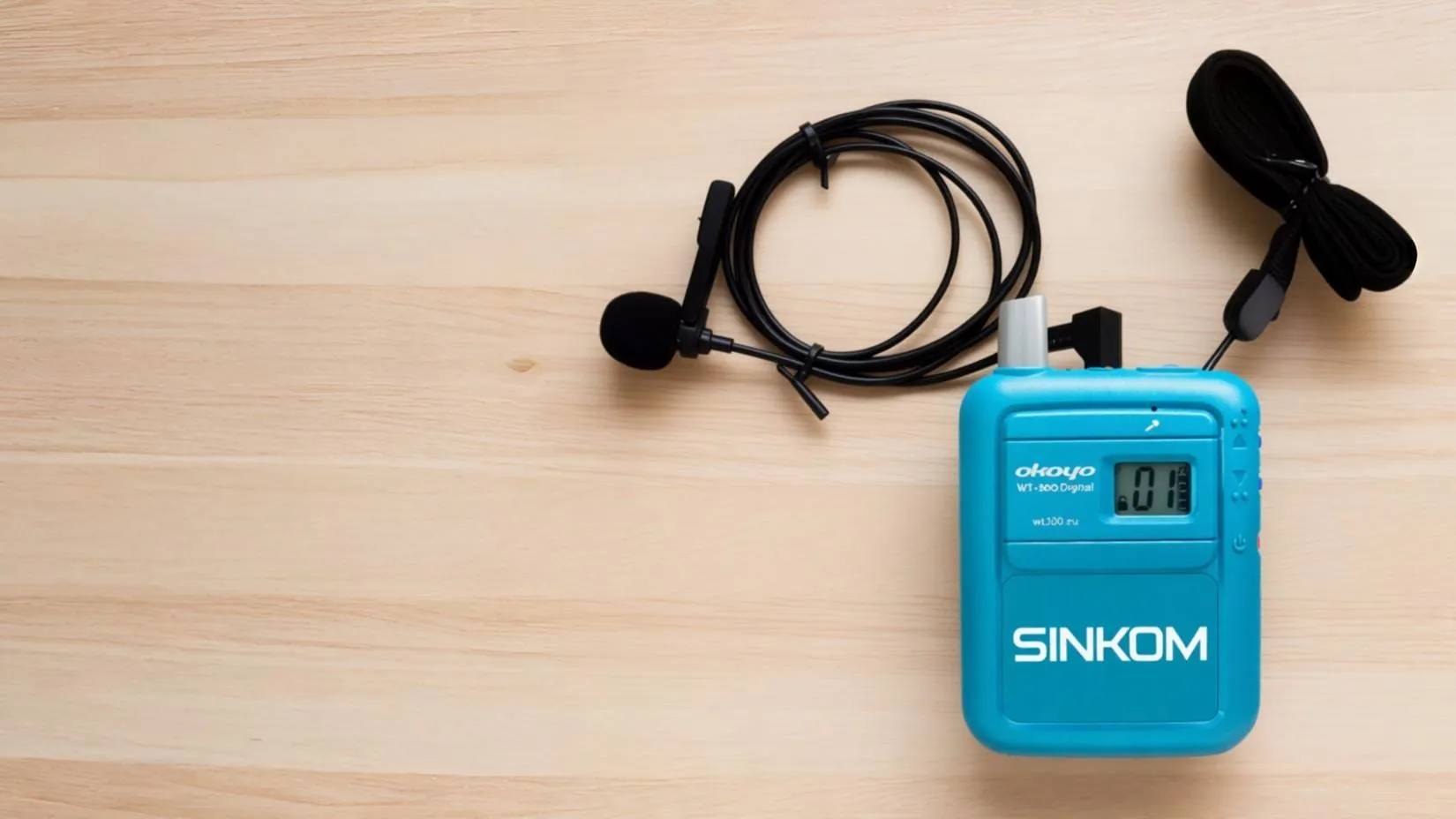 Receiver with lapel microphone